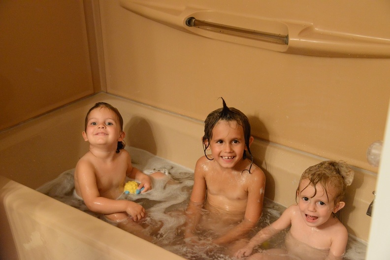 Kids in the tub.JPG